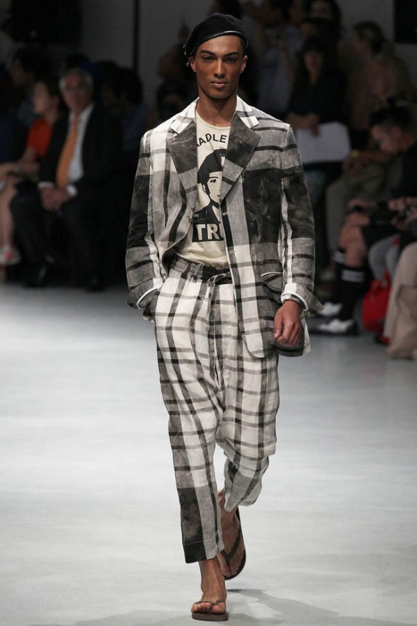 Vivienne-Westwood-plaid linen pants